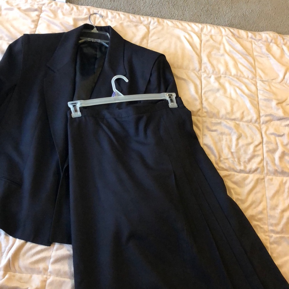 Black Nan Elliot suit